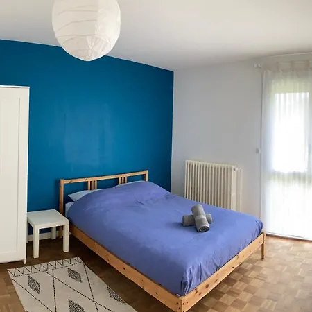 Hébergement de vacances Maison familiale avec jardin - 5 chambres Caen